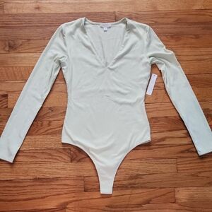 NWT Abound Light Green Long Sleeve Bodysuit small